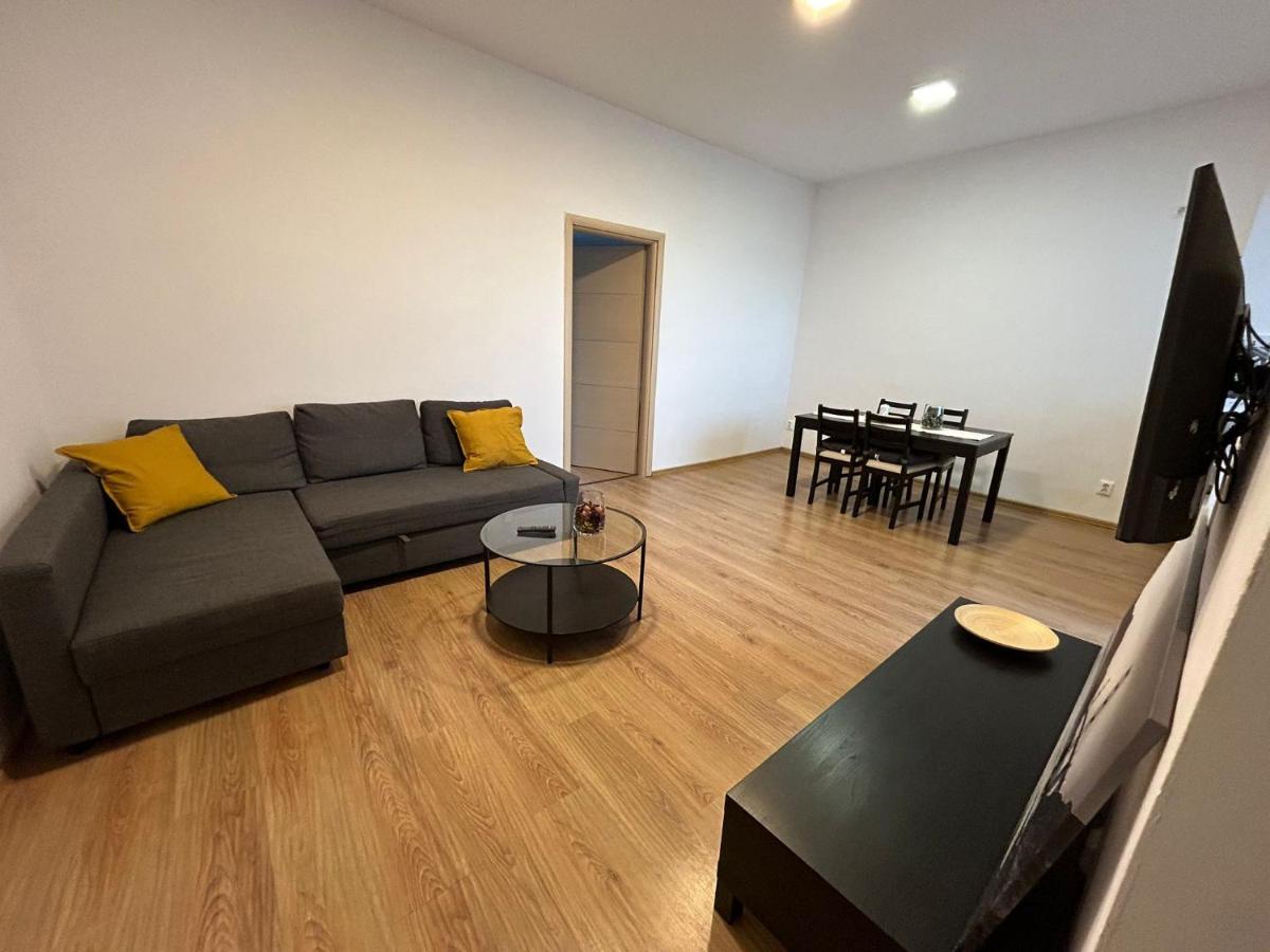 Elegant City Center Apartment 布加勒斯特 外观 照片